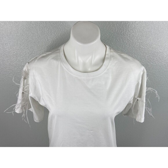 in2you Women Medium White T Shirt Feather Rhinestone Sleeve Casual NWT - Picture 2 of 9